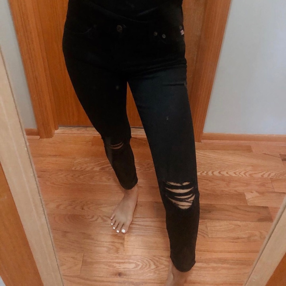 Black ripped jeans